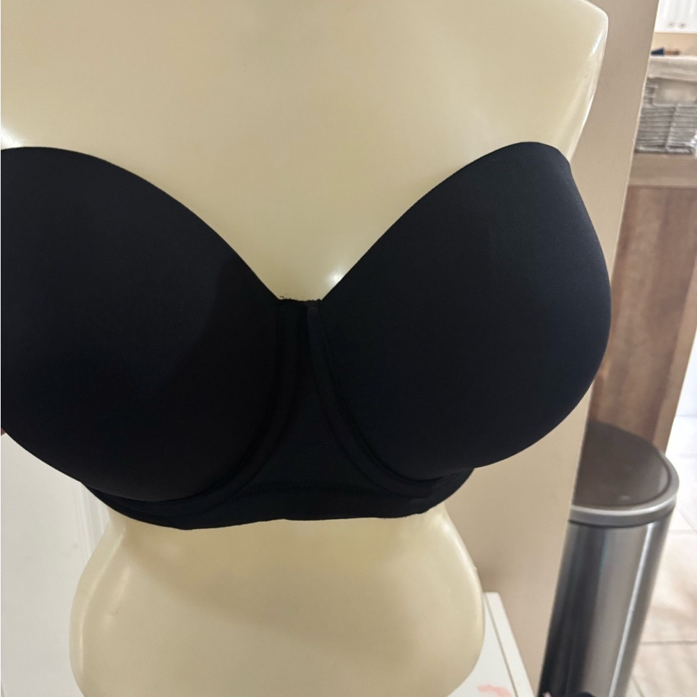 Wacoal Black Strapless Bra 36h